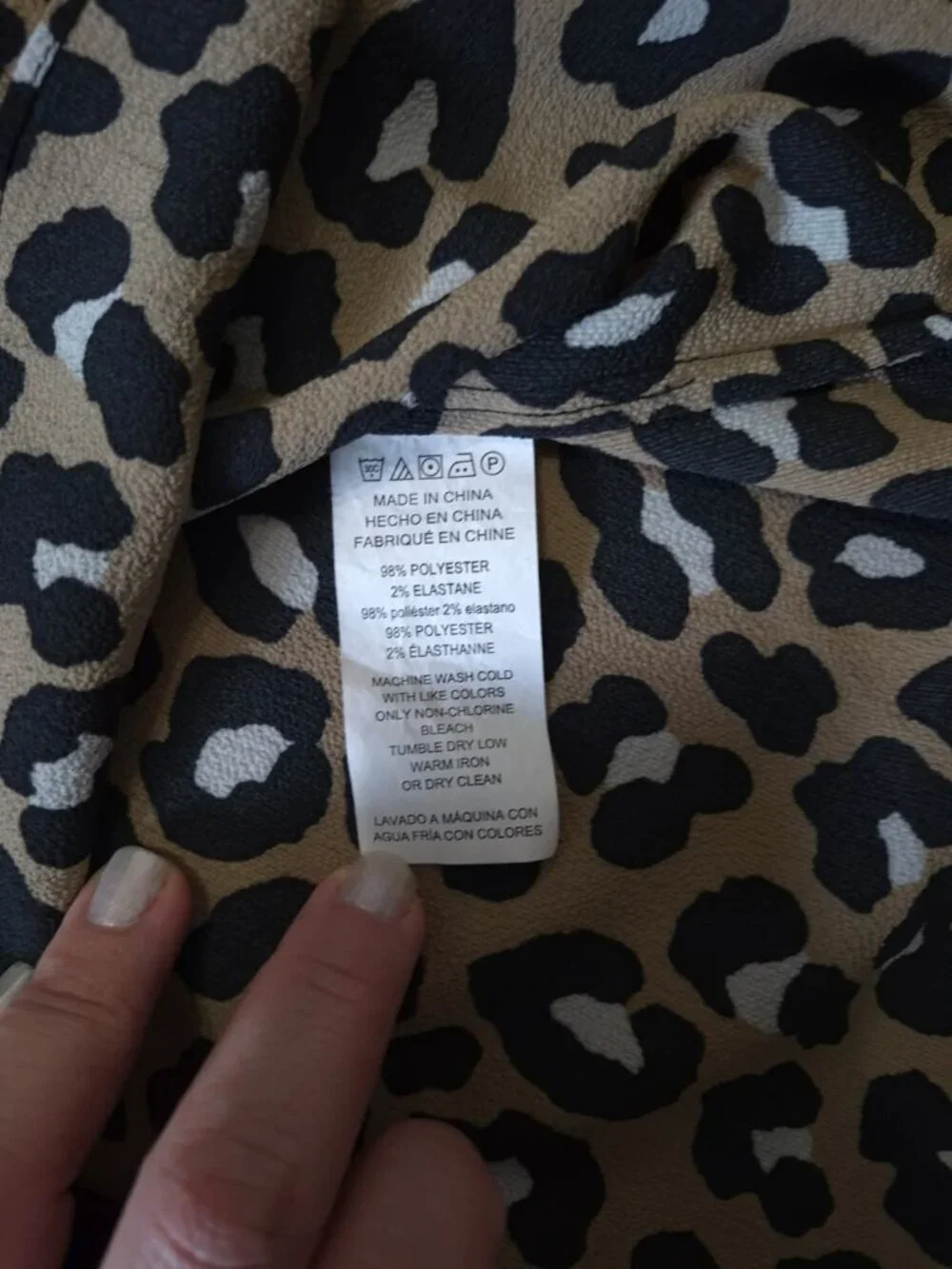 Michael Kors Leopard Print Blouse Tie Sleeve Womens Size M Animal Print Top.